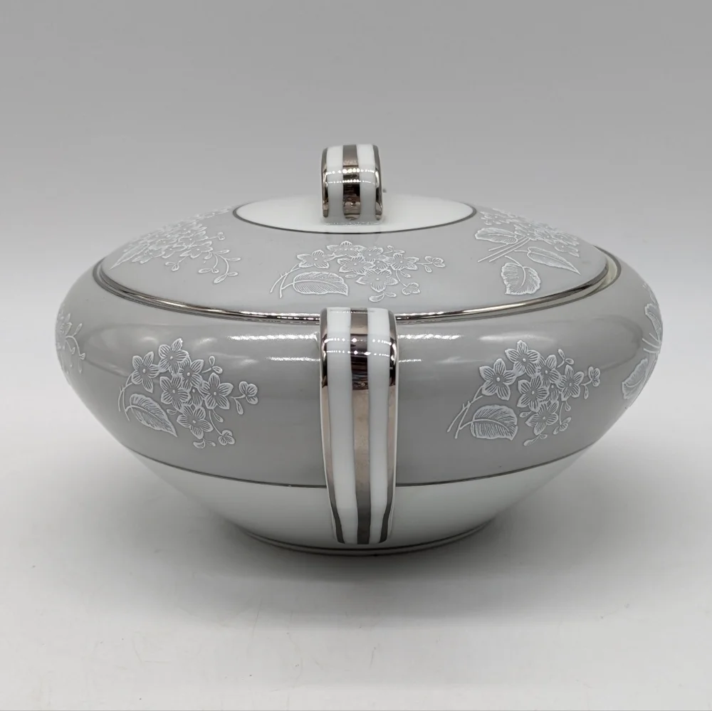Noritake Sabrina White Grey Floral Ceramic Sugar Bowl W/ Lid